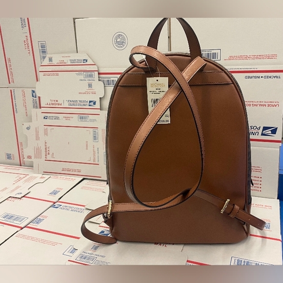 $358 Michael Kors CONNIE LG MF Backpack Handbag Brown Designer MK Bag NWT - Picture 3 of 7